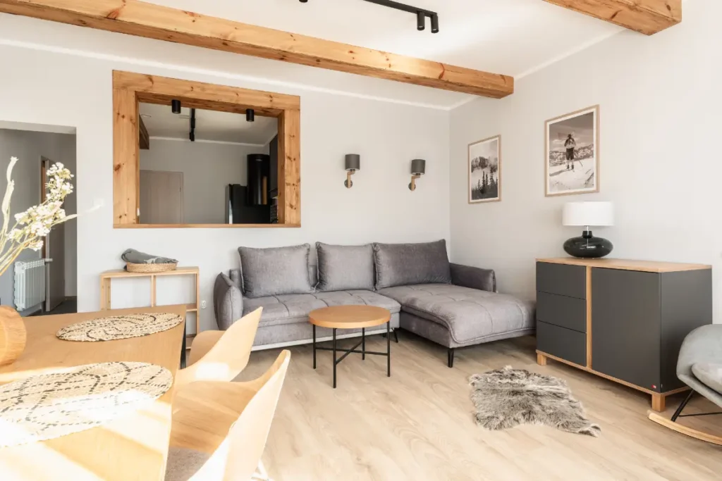 Nowoczesny apartament z drewnianymi akcentami – nocować na Gubałówce z widokiem na Tatry